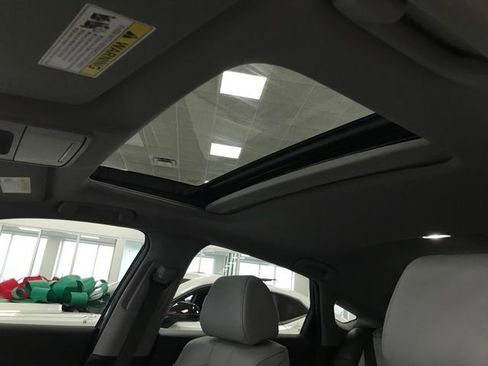 Used 2025 Acura Integra image 7