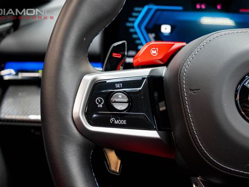 Used 2025 BMW M5 w/ Carbon Package image 91