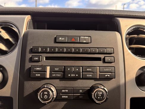 Used 2012 Ford F150 XLT w/ XLT Chrome Pkg image 25