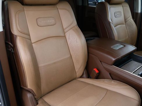 Used 2024 RAM 3500 Limited image 19