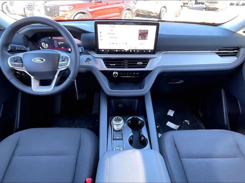 New 2026 Ford Explorer Active image 5