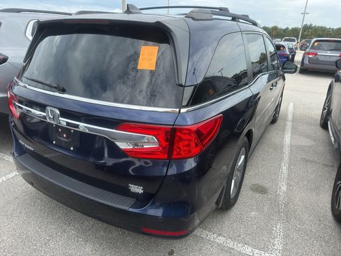 Used 2018 Honda Odyssey EX-L image 2