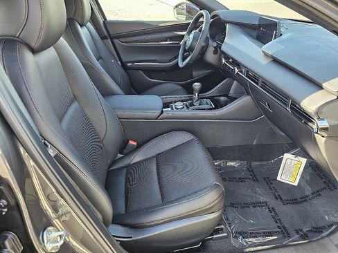 New 2026 MAZDA MAZDA3 2.5 S Premium image 17