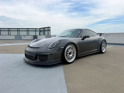 Used 2014 Porsche 911 GT3 RWD image 5