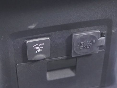 Certified 2025 Toyota Sienna Platinum AWD/4WD image 45
