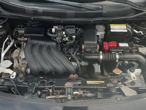 Used 2018 Nissan Versa S FWD image 24