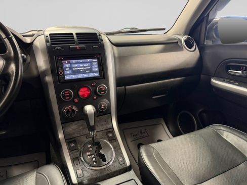 Used 2013 Suzuki Grand Vitara Limited AWD/4WD image 21