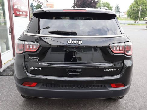 Used 2024 Jeep Compass Limited w/ Sun and Sound Group AWD/4WD image 3