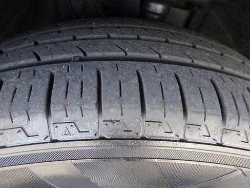 Used 2021 Toyota Sienna LE image 38