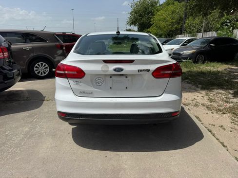 Used 2018 Ford Focus S FWD image 7