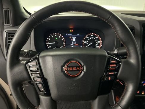 Used 2023 Nissan Frontier PRO-4X w/ Pro Convenience Package AWD/4WD image 11