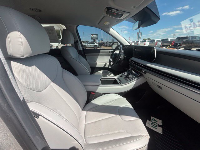 Used 2025 Hyundai Palisade SEL FWD image 16