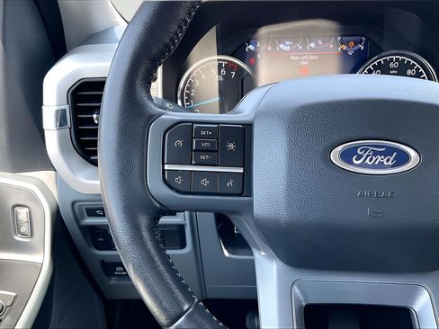 Used 2022 Ford F150 XLT w/ Equipment Group 302A High AWD/4WD image 10