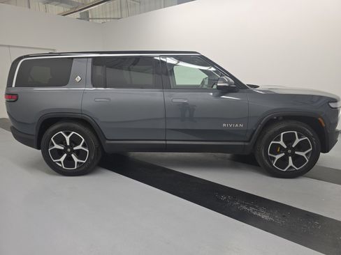 Used 2024 Rivian R1S Adventure AWD/4WD image 6