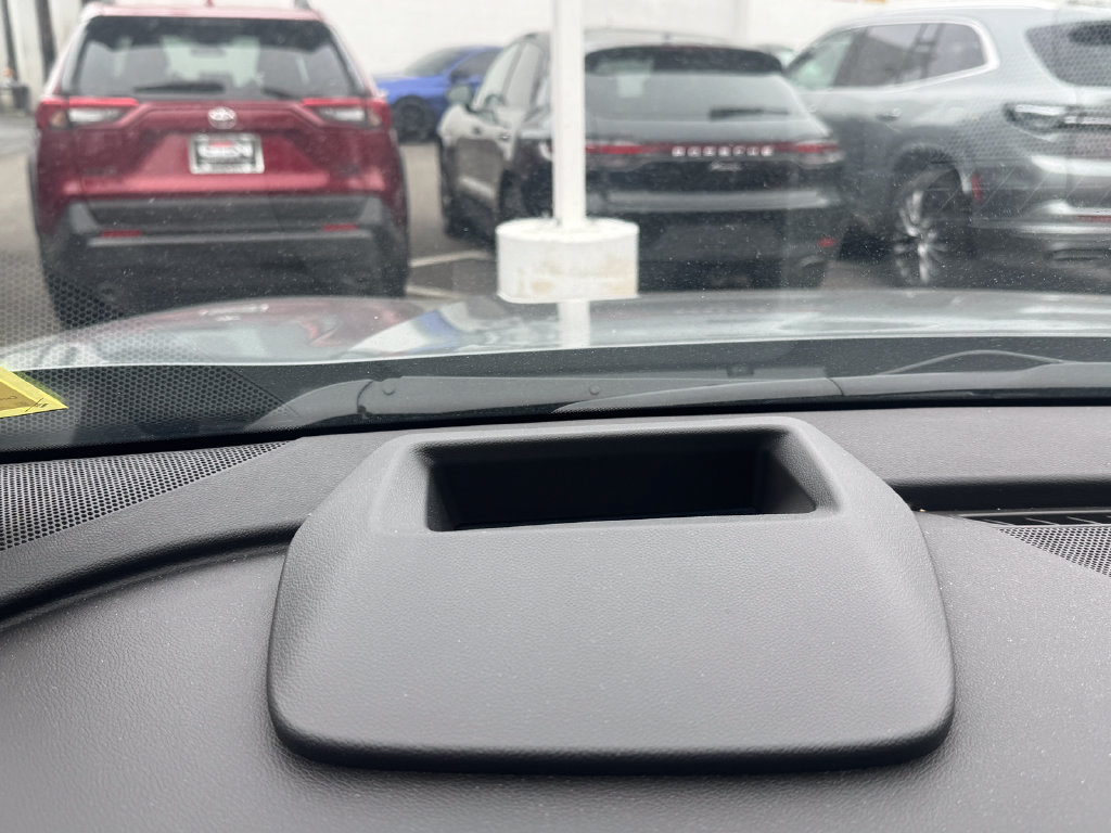 Used 2024 Buick Envision Preferred AWD/4WD image 22