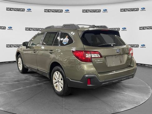 Used 2019 Subaru Outback 2.5i Premium AWD/4WD image 3