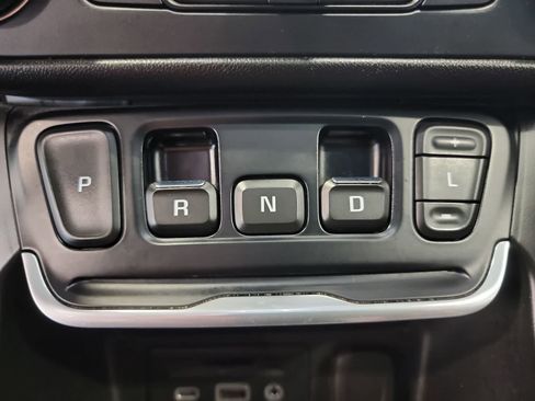 Used 2018 GMC Terrain SLT w/ Preferred Package AWD/4WD image 23