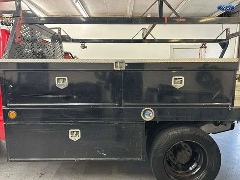 Used 2012 Ford F450 XL w/ XL Value Pkg image 17