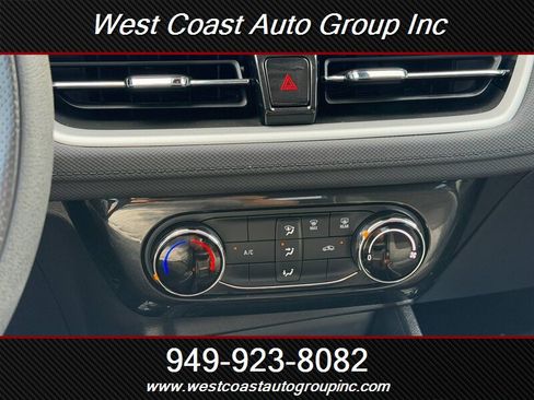 Used 2025 Chevrolet TrailBlazer LT image 18