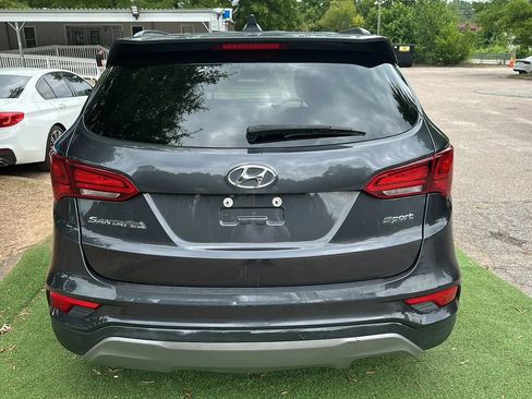 Used 2018 Hyundai Santa Fe Sport FWD image 6