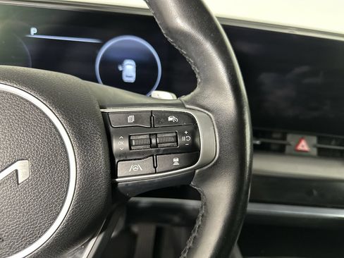 Certified 2023 Kia Sportage SX Prestige AWD/4WD image 8
