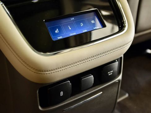 Used 2023 Lincoln Navigator Reserve AWD/4WD image 21