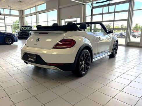 Used 2017 Volkswagen Beetle 1.8T Dune FWD image 12