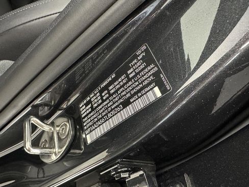 Used 2026 Porsche Macan Turbo AWD/4WD image 18