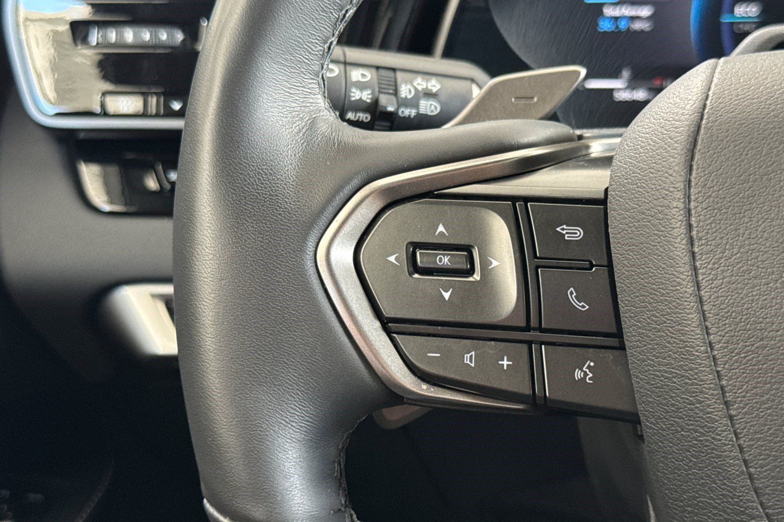 Certified 2025 Lexus RX 350h w/ Convenience Package AWD/4WD image 30