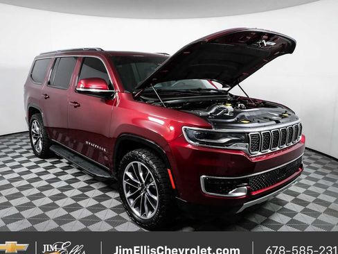 Used 2022 Jeep Wagoneer Series II w/ Premium Group I AWD/4WD image 36