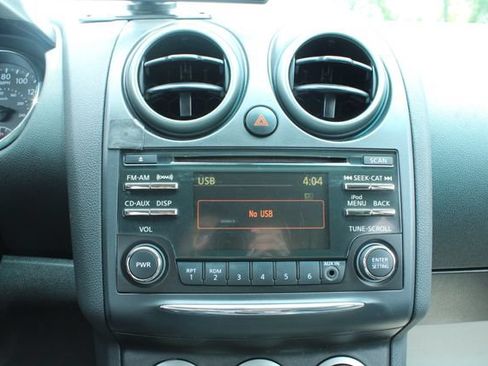 Used 2013 Nissan Rogue S w/ Special Edition Pkg FWD image 19