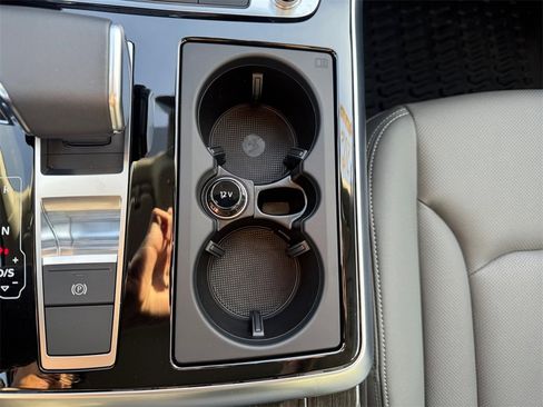 Used 2025 Audi Q7 2.0T Premium Plus w/ Premium Plus Package image 19