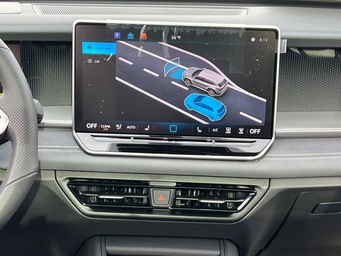 New 2026 Volkswagen Tiguan SE R-Line AWD/4WD image 18
