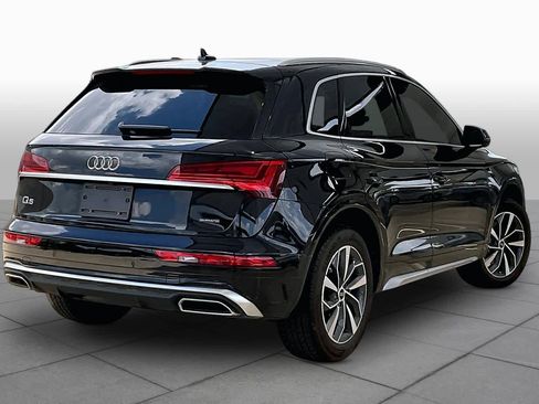 Used 2023 Audi Q5 2.0T Premium w/ Convenience Package AWD/4WD image 12