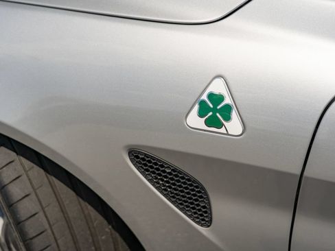 Used 2020 Alfa Romeo Giulia Quadrifoglio w/ Nero Edizione RWD image 5