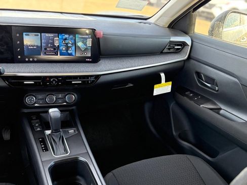 New 2026 Nissan Kicks S image 11