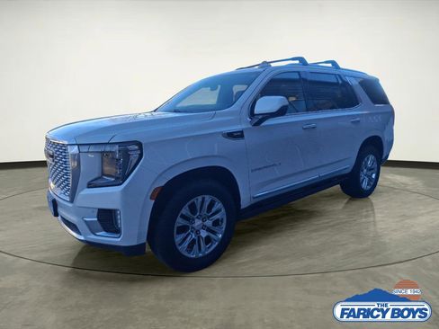 Used 2022 GMC Yukon Denali w/ Max Trailering Package image 1