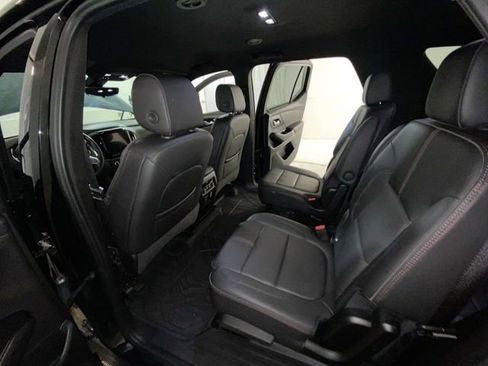 Used 2023 Chevrolet Traverse RS w/ LPO, Floor Liner Package FWD image 29