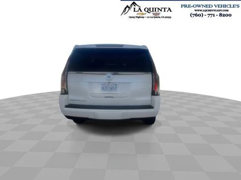 Used 2015 Cadillac Escalade Premium RWD image 7