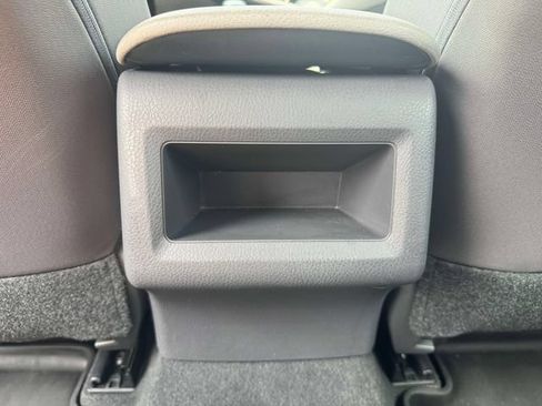 Used 2020 Toyota Camry LE FWD image 17