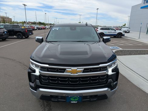 Certified 2025 Chevrolet Silverado 1500 LT AWD/4WD image 6