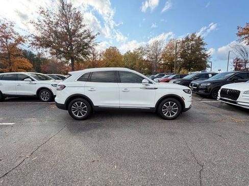 Certified 2022 Lincoln Nautilus STANDARD w/ Premium Package image 7