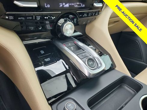 Certified 2025 Acura MDX FWD image 33