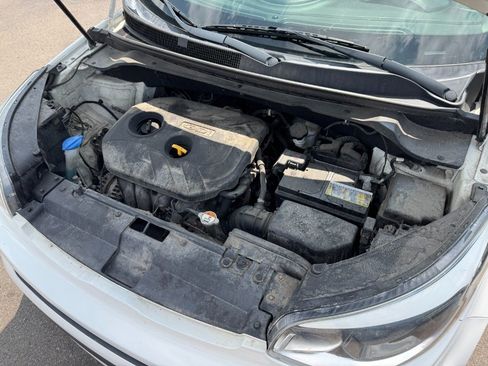 Used 2018 Kia Soul + FWD image 23