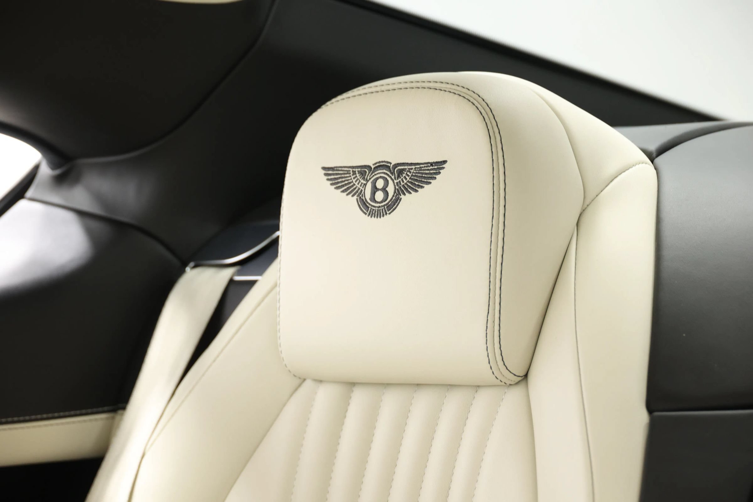 Used 2017 Bentley Continental GT AWD/4WD image 50