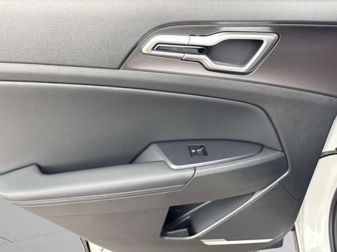 New 2026 Kia Sportage EX image 19