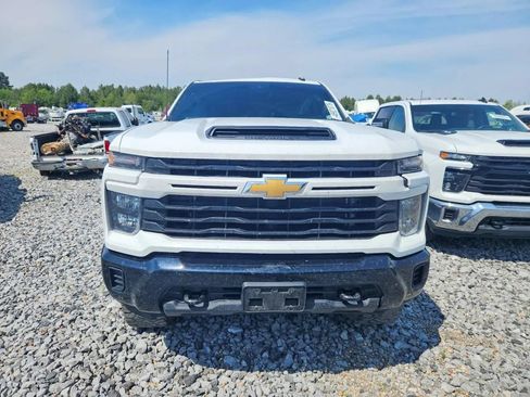 Used 2024 Chevrolet Silverado 2500 Custom w/ Custom Value Package AWD/4WD image 5
