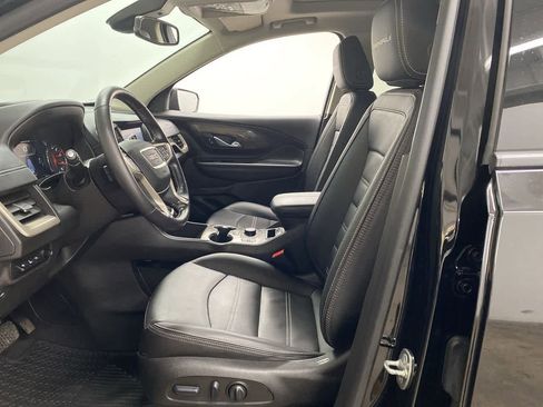 Used 2022 GMC Terrain Denali image 13