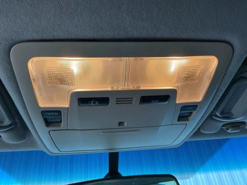 Used 2012 Toyota Camry SE image 32