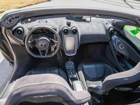 Used 2018 McLaren 570S Spider image 78